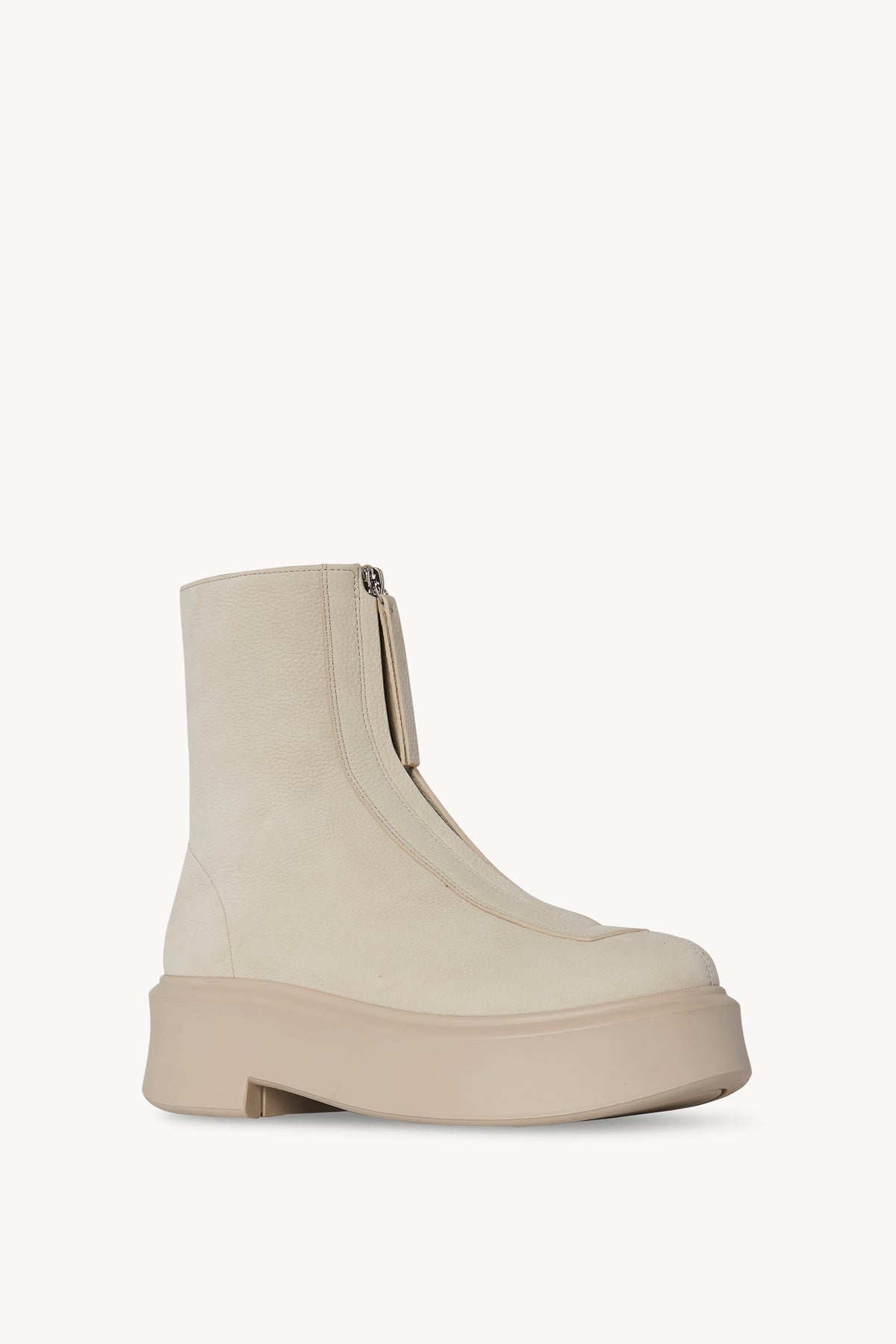 Zipped Boot I 가죽