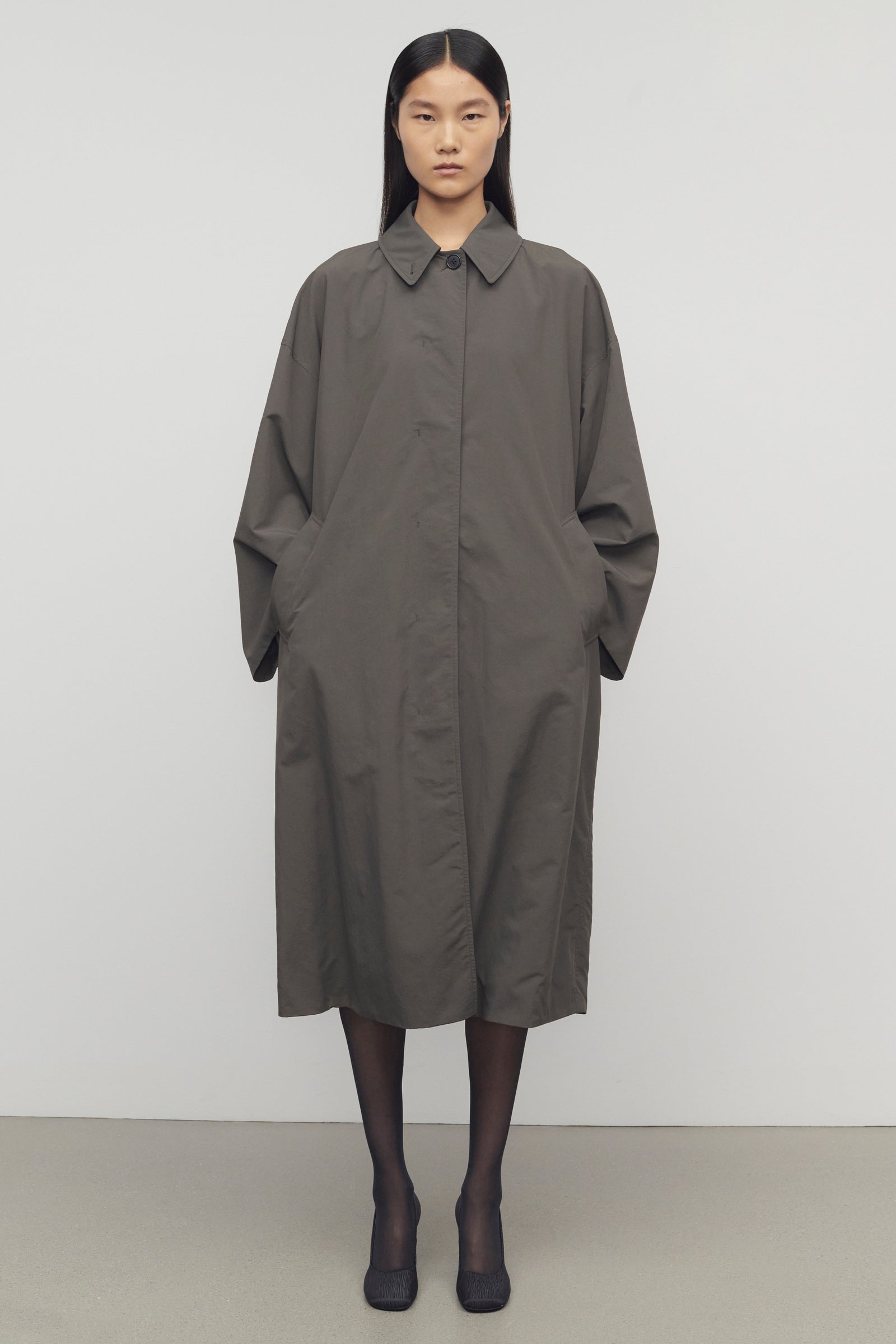 Arwen Coat Grey in Nylon – The Row