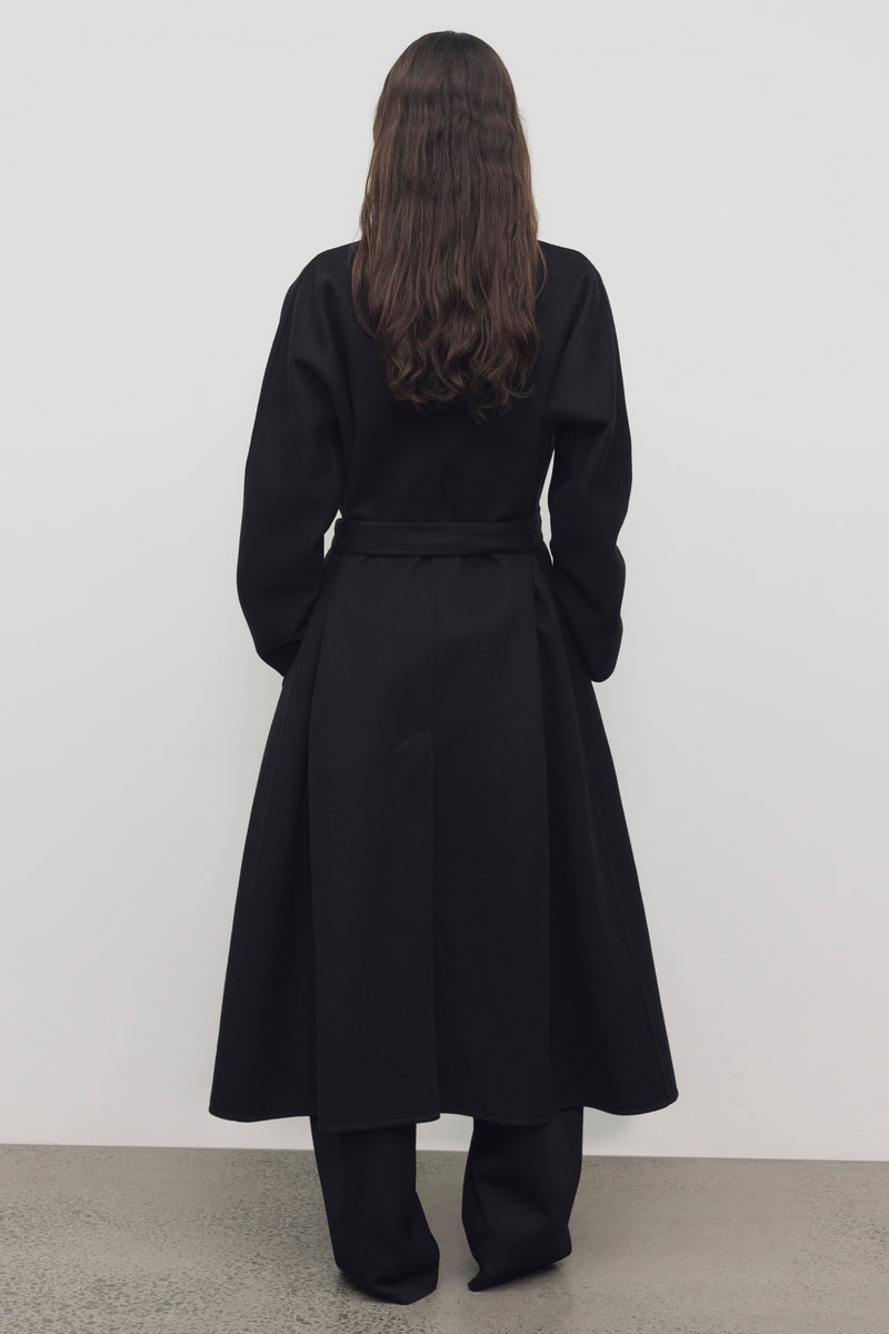 Kosmo Coat in Cashmere