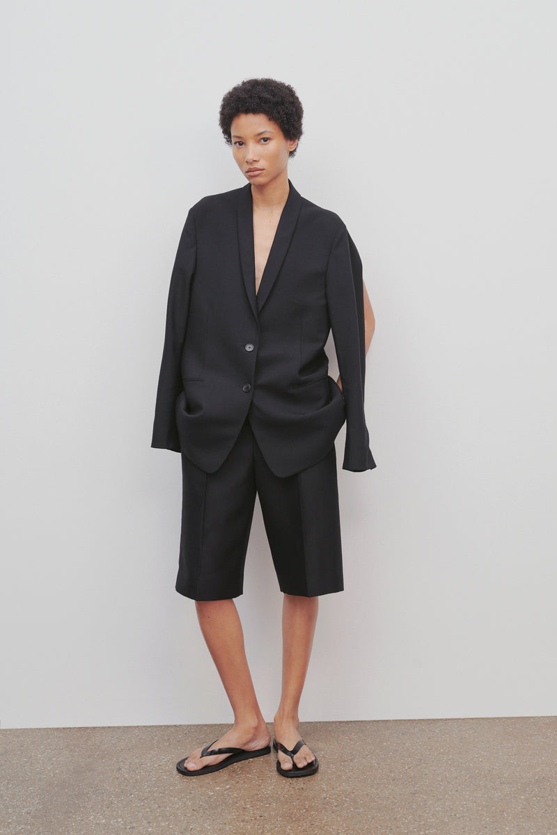 Flash Short in Wool and Silk