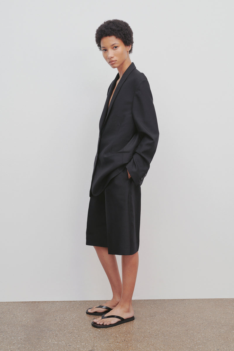 Flash Short in Wool and Silk