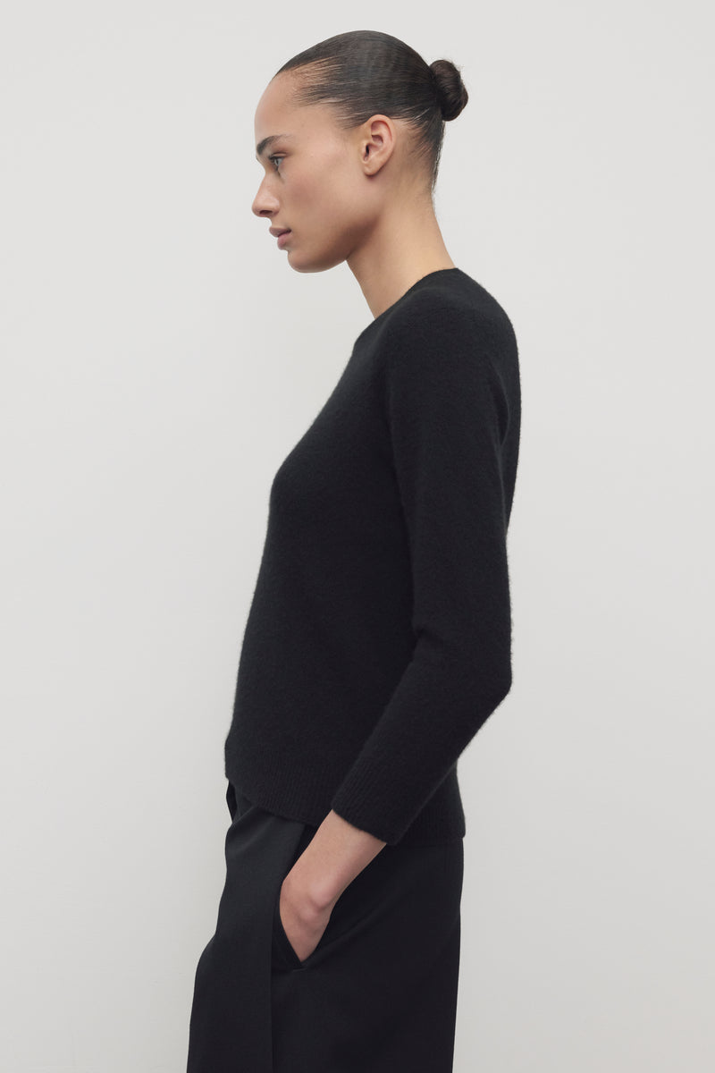 Noler Sweater