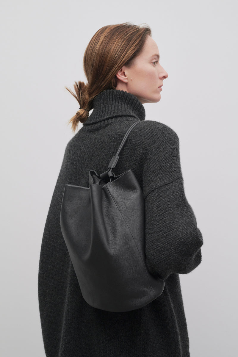 Joe Backpack Black – The Row