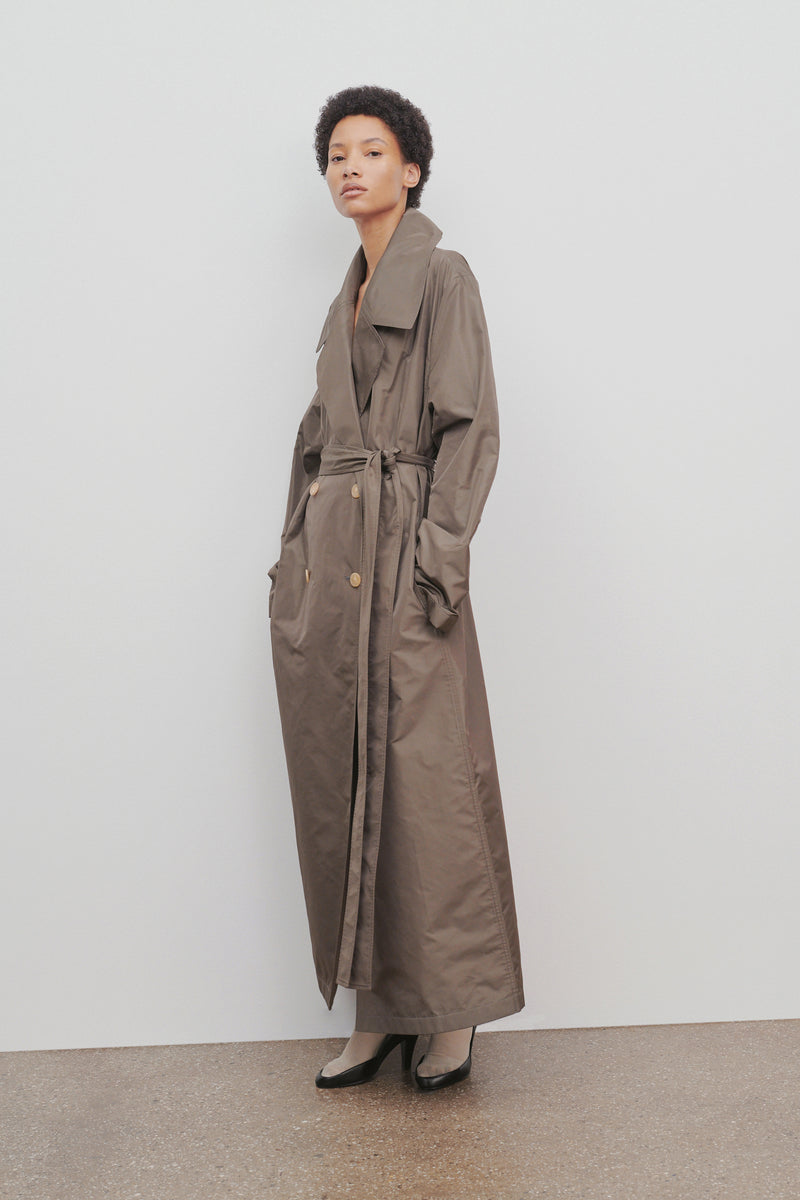 Cadel Coat in Polyester and Silk