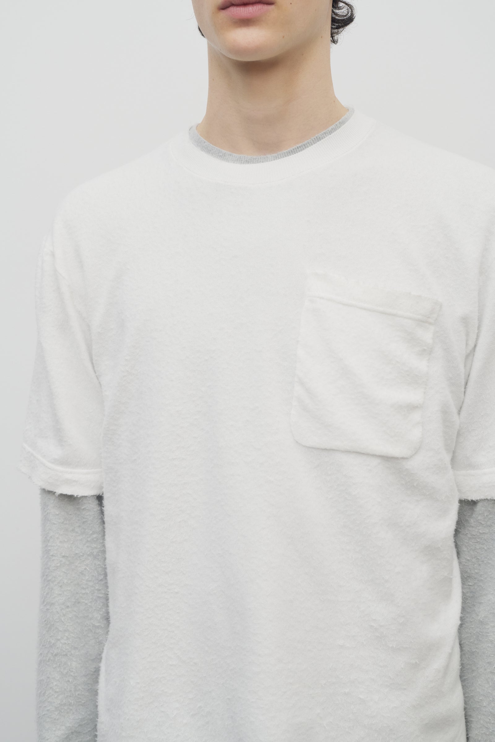 （セレブ御用達）The Row Paddy コットンTシャツ Paddy T-Shirt グレー in Cotton – The Row