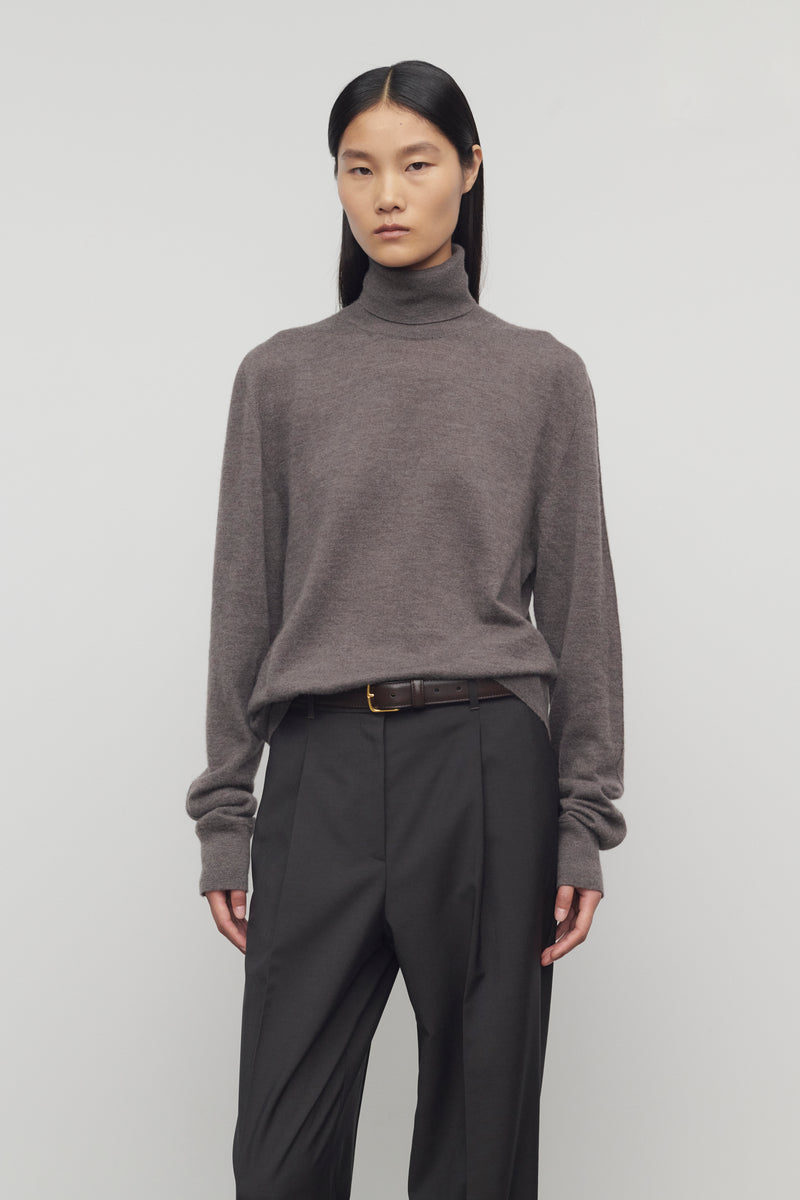 Lizzy Turtleneck in Cashmere