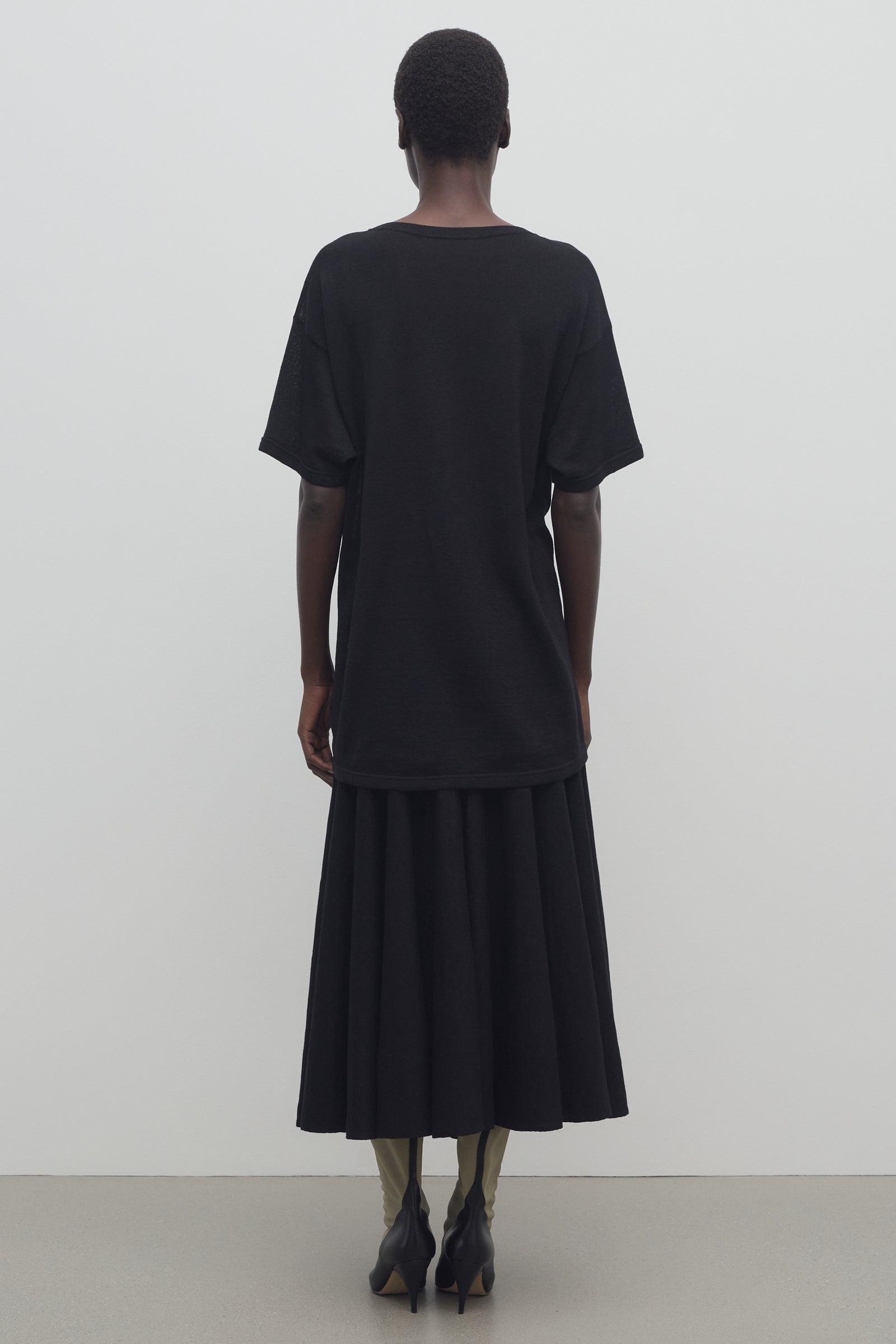 【ザ・ロウ】 Skirts - Straight Skirts スカート Jaliah コットンとリネン製 スカート ブラック – The Row