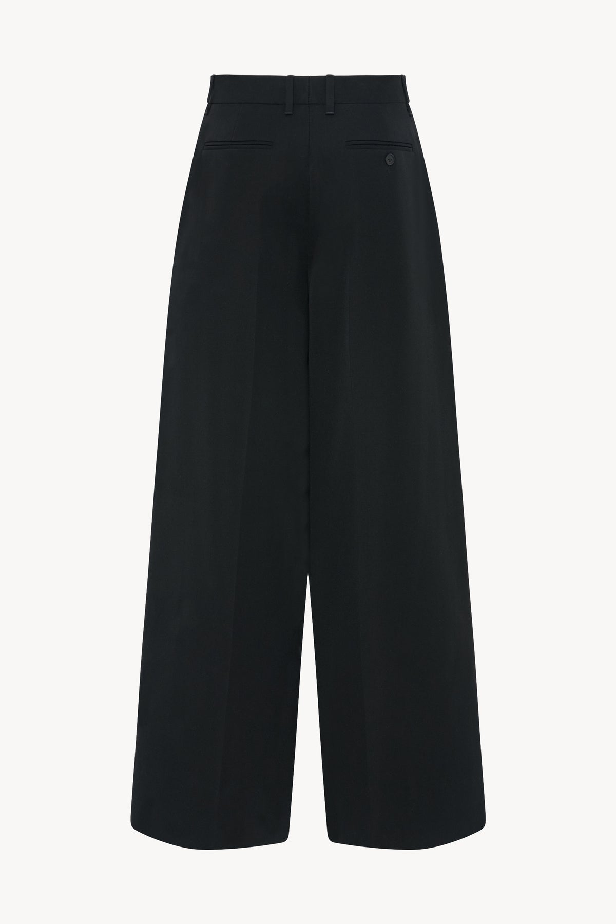 Casidia Pant