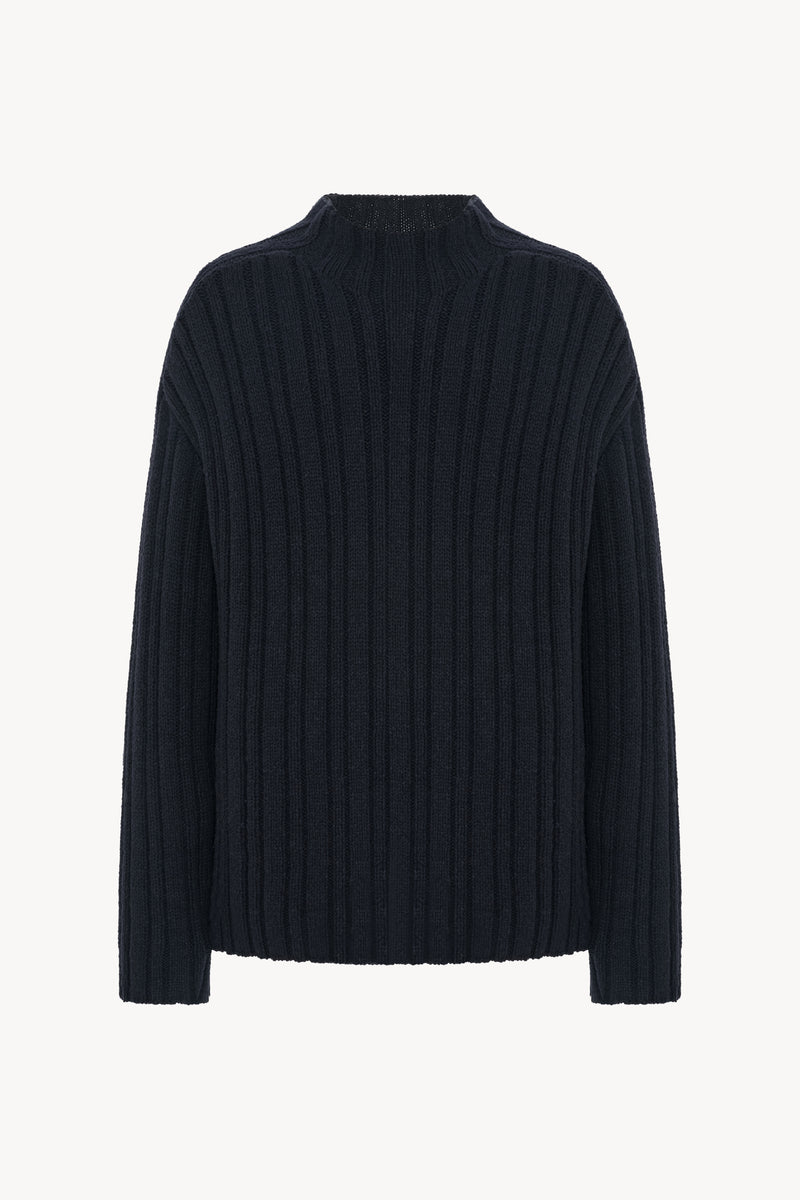 Danes Sweater