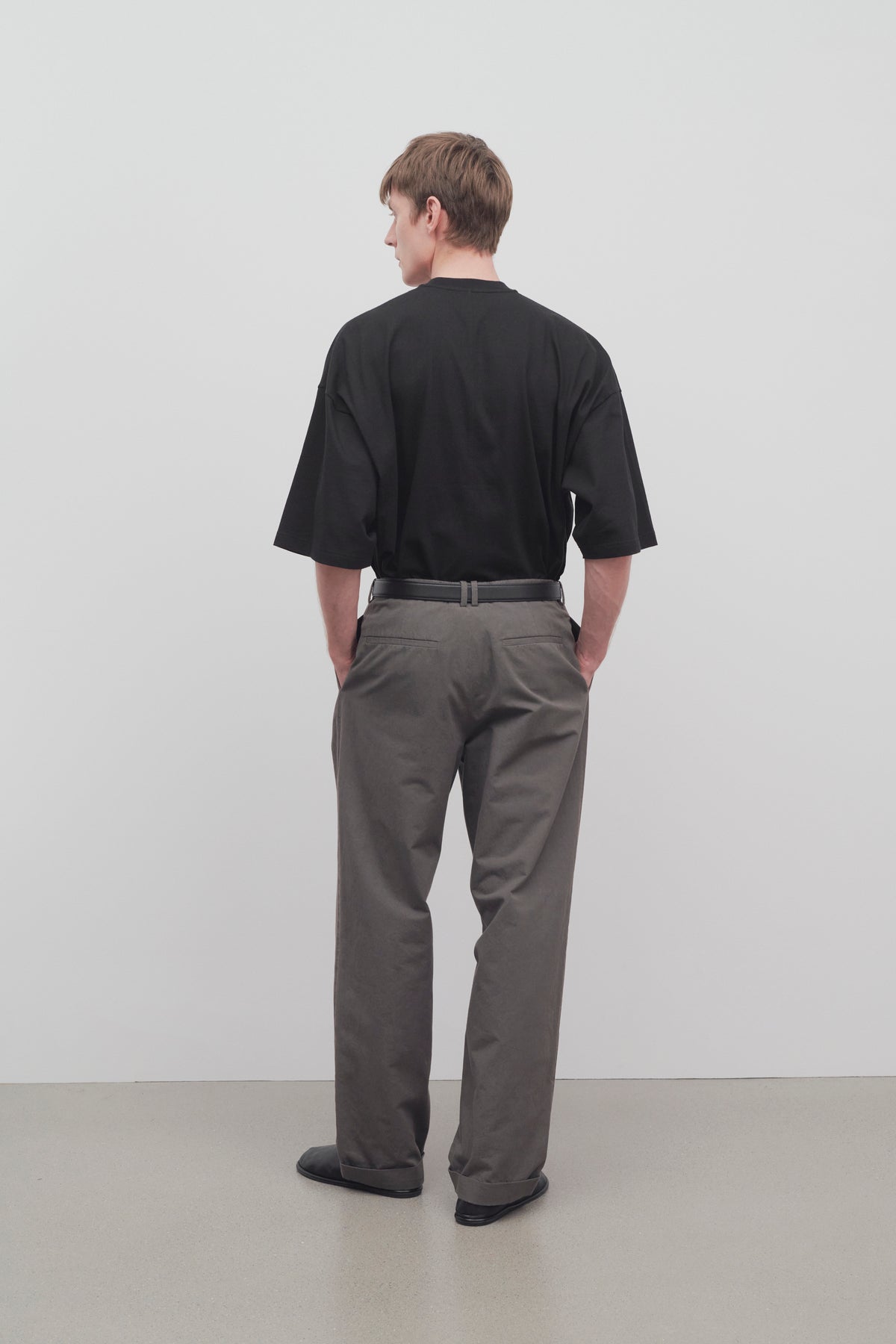 Keenan Pant Grey in Cotton and Linen – The Row