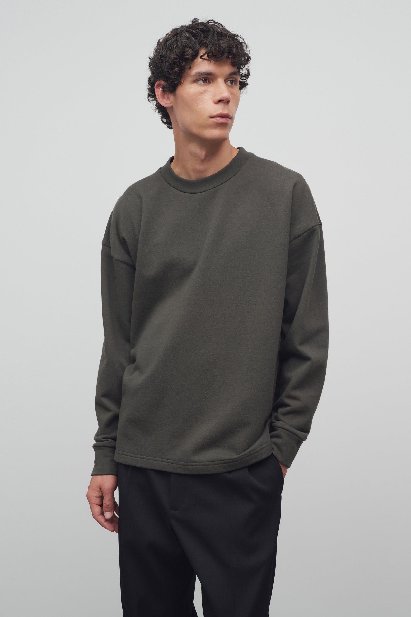 ★24AW The Row EZAN クルーネック コットン スウェットシャツ ☆24AW The Row EZAN クルーネック コットン スウェットシャツ