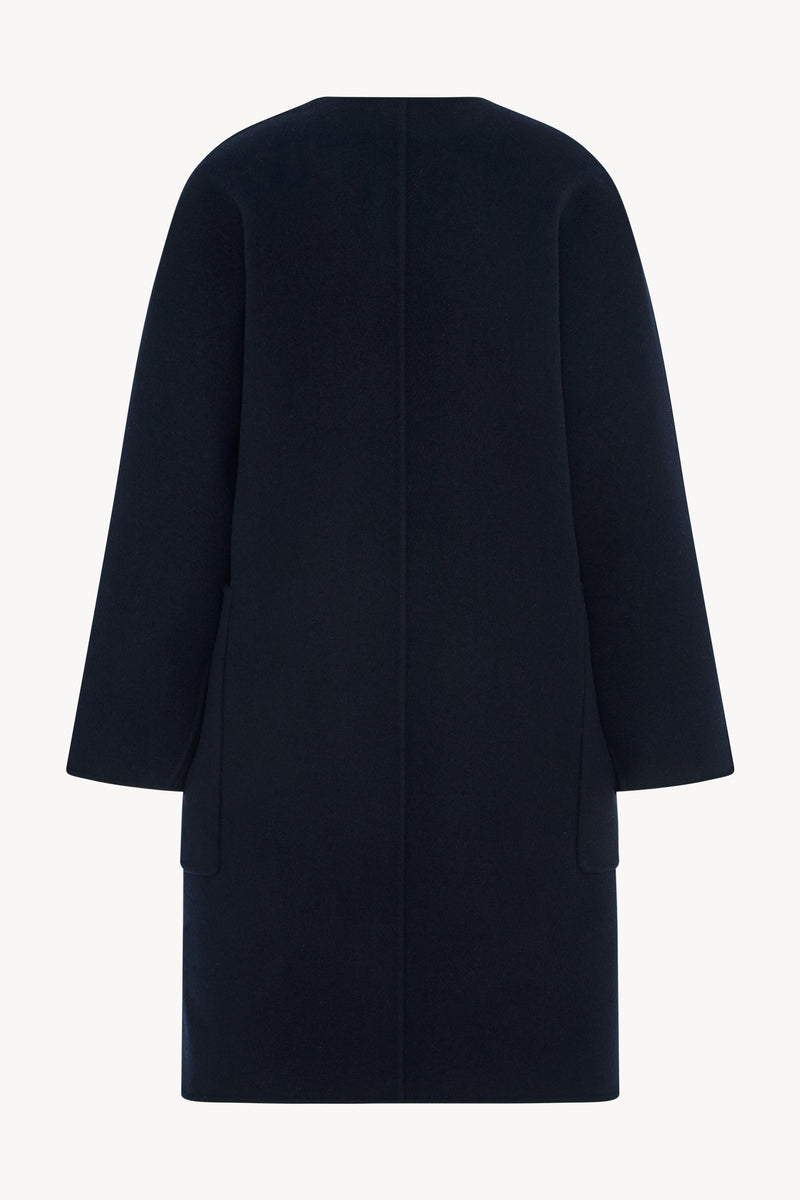 Tiberus Coat