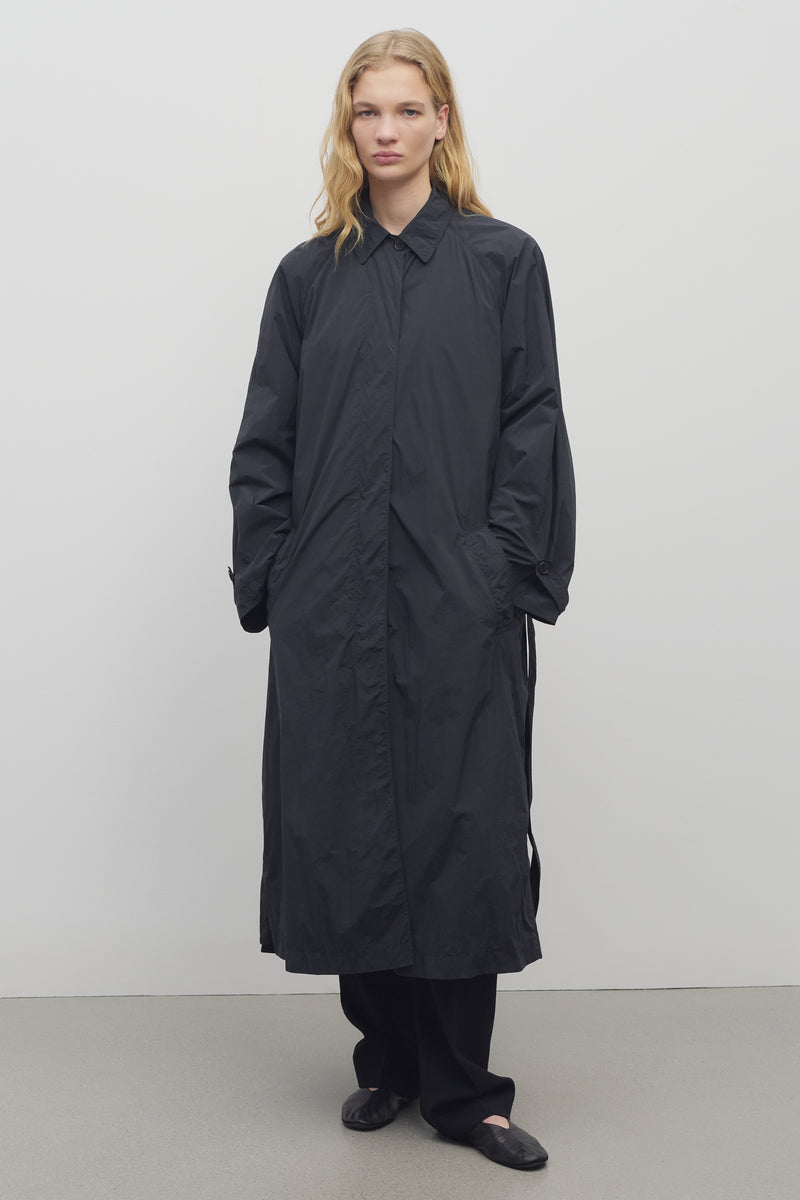 Ryo Coat in Nylon