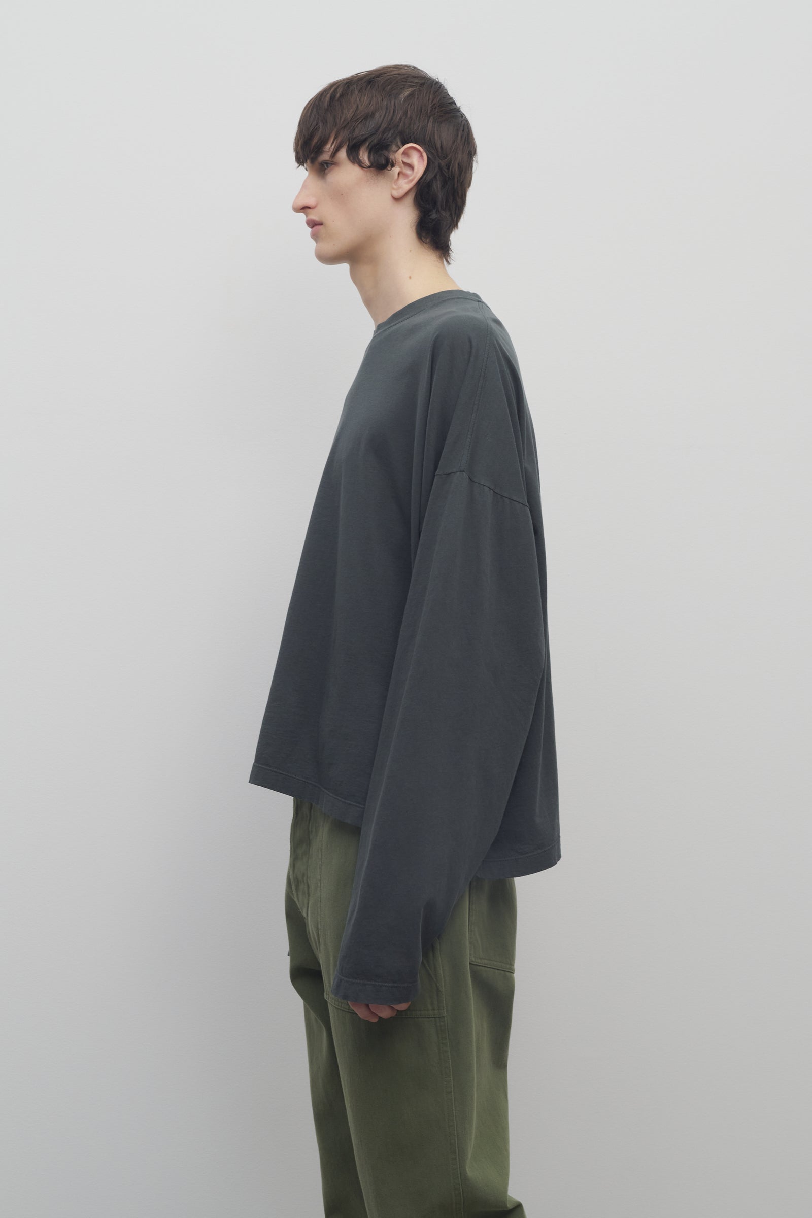 Haru T-Shirt Black in Cotton – The Row