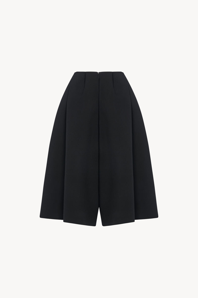 Fauna Short