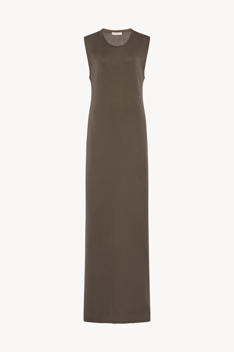Robe Oiva