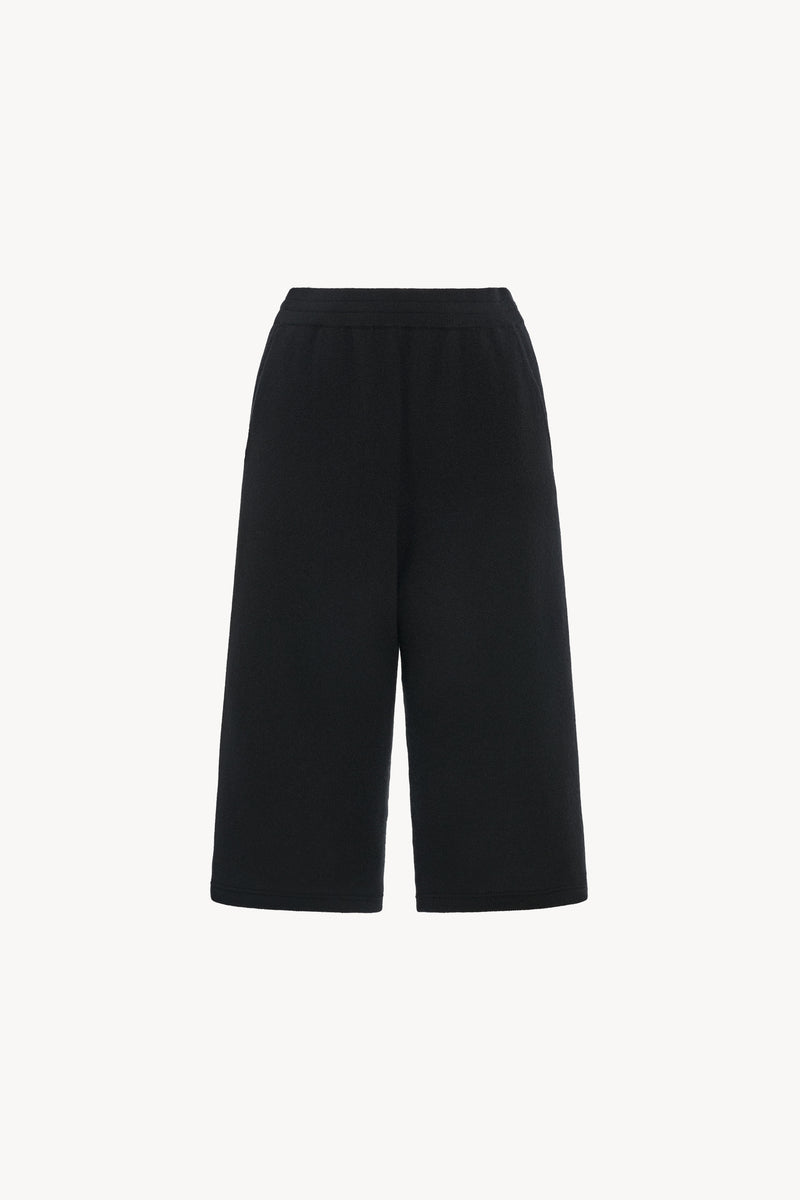 Oriya Pant