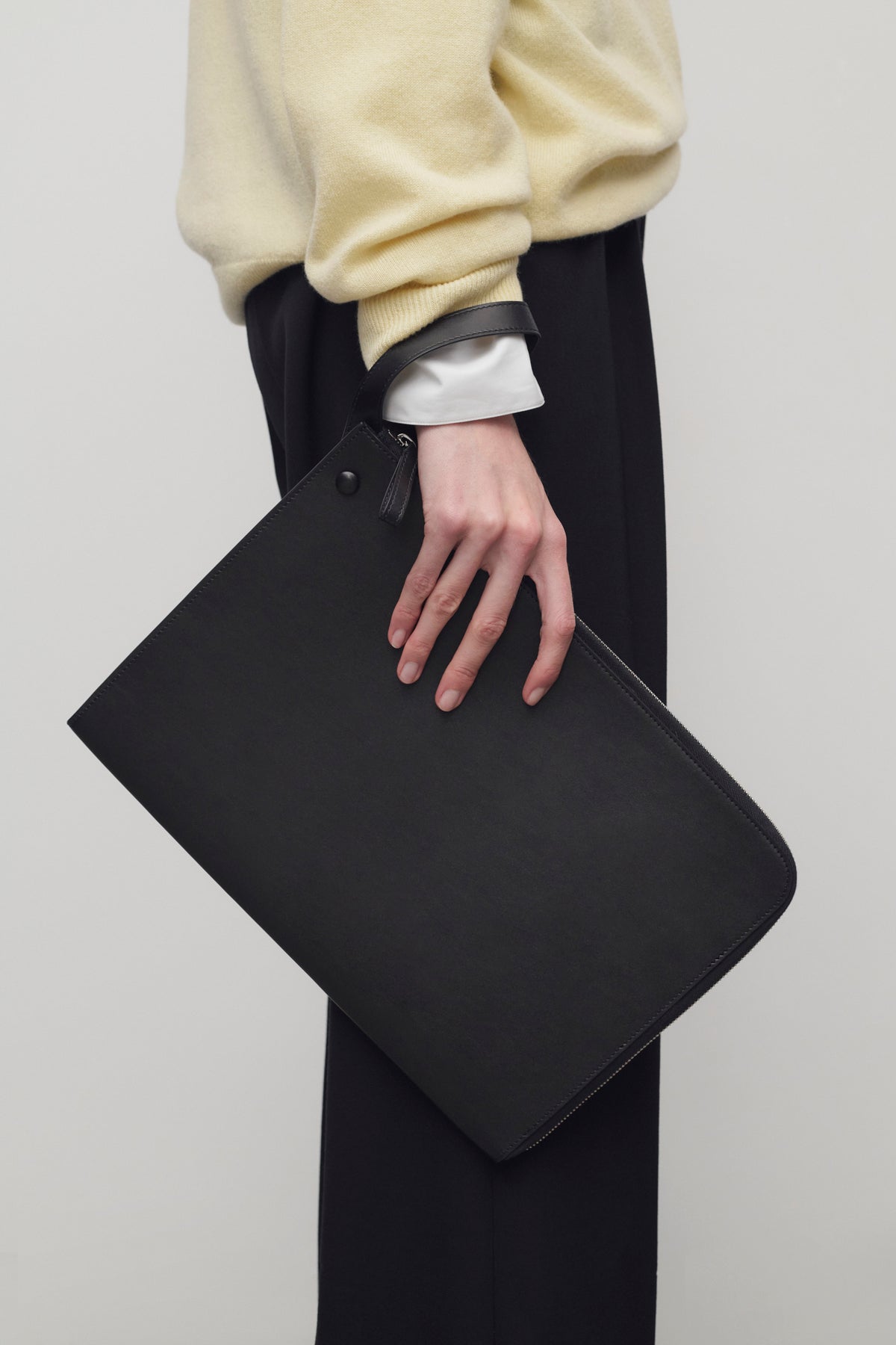 Portafoglio Grande in Pelle con Laccetto