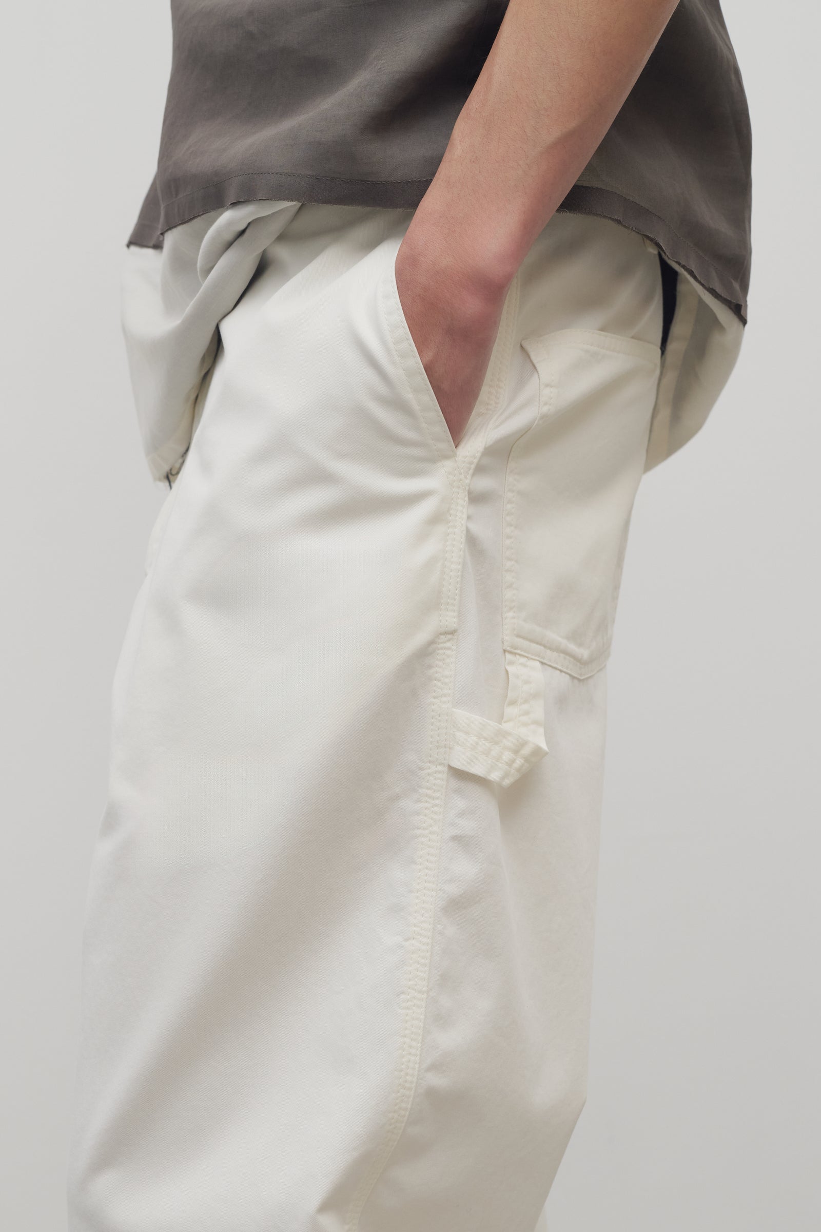 Sharka Pant White in Cotton and Cashmere – The Row