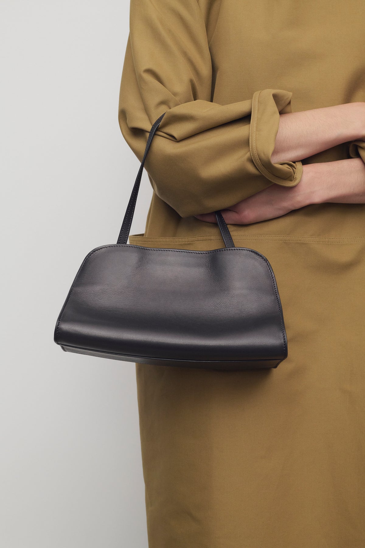 Peggy Clutch in Leather