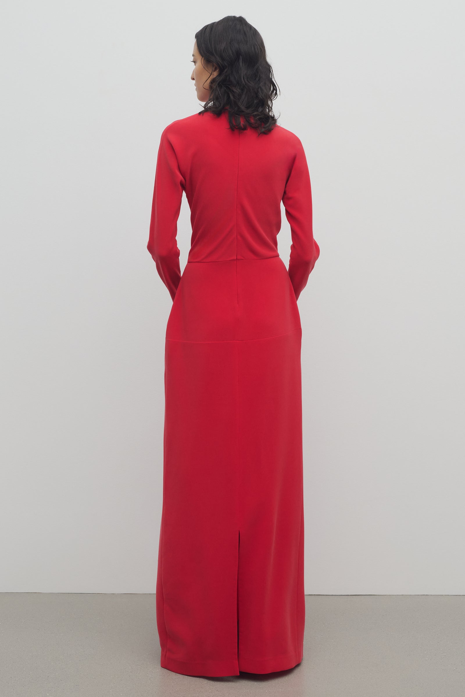 パーティードレス [The Row] Anselm Dress in Cupro Anselm Dress Red in Cupro – The Row