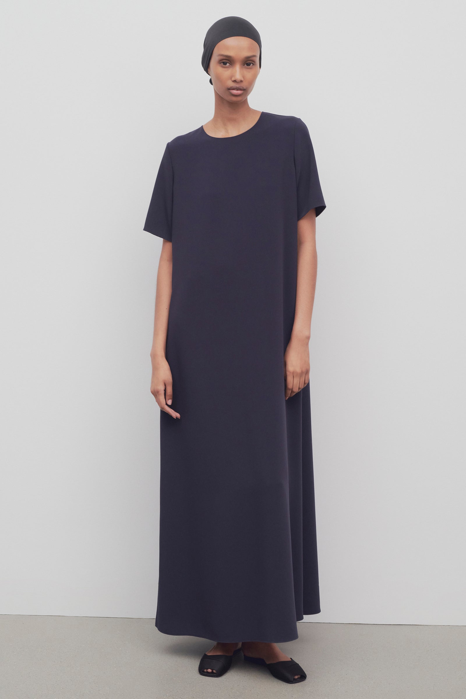ワンピース The Row Robi Long Dress In Cady 134_10280_DONE_19ae0908-2c34-