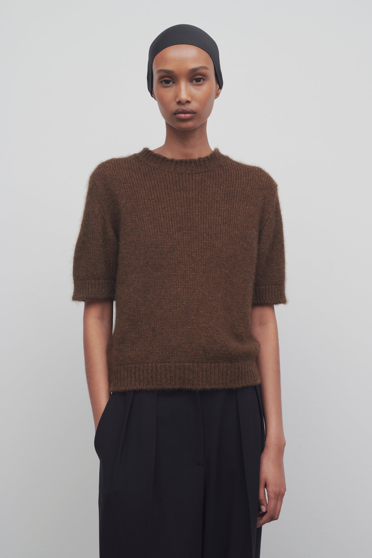 【国内発送】THE ROW カットソー Hibiscus cashmere sweater Hibiscus Sweater Brown in Cashmere – The Row