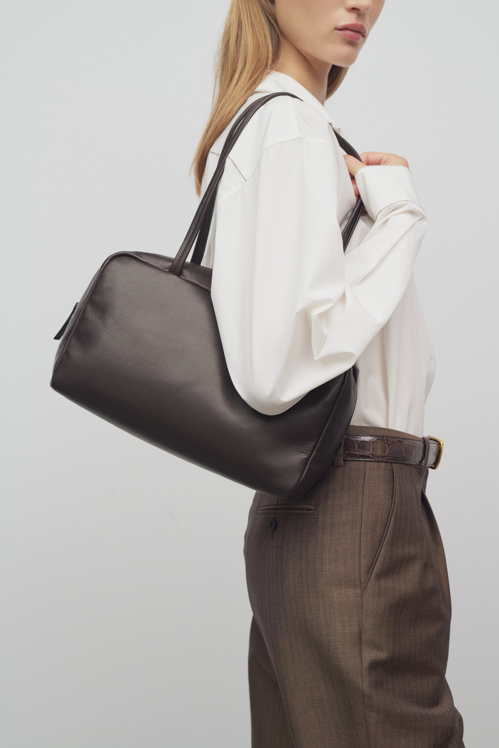 Astra Bowling Bag Brown in Leather – The Row