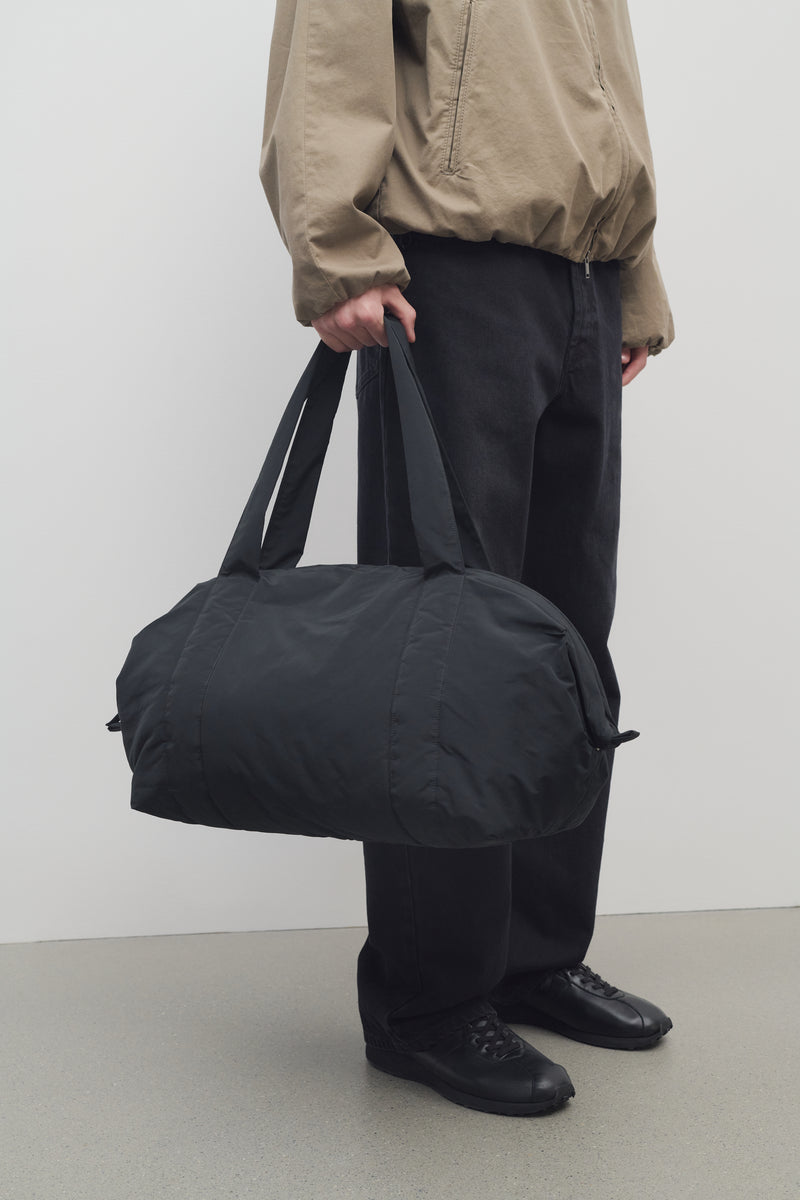Max Borsone in Nylon