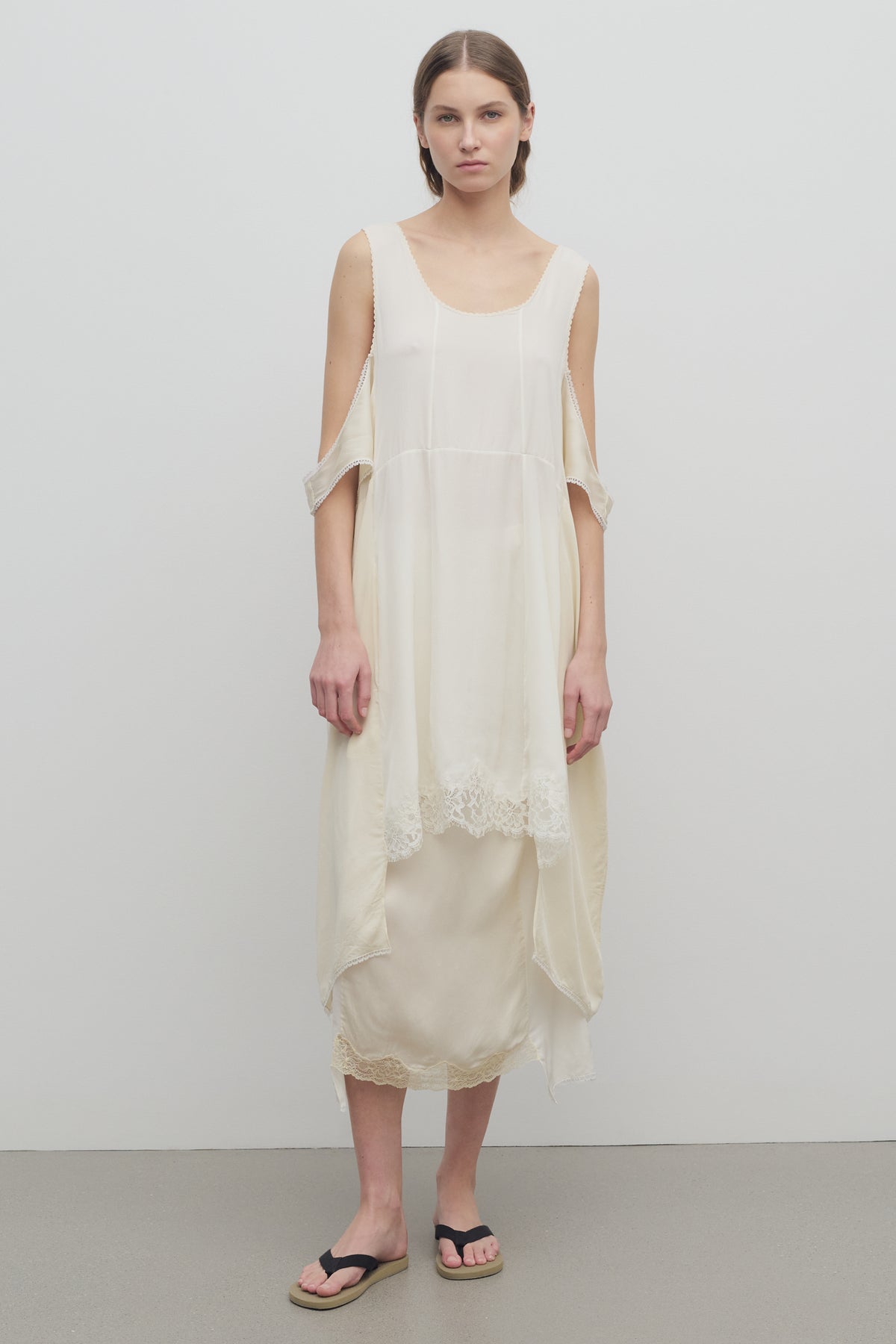 the row white dress Stefos in Wool and Silk neck and sleeveless silhouette The Row - Women's Odet
