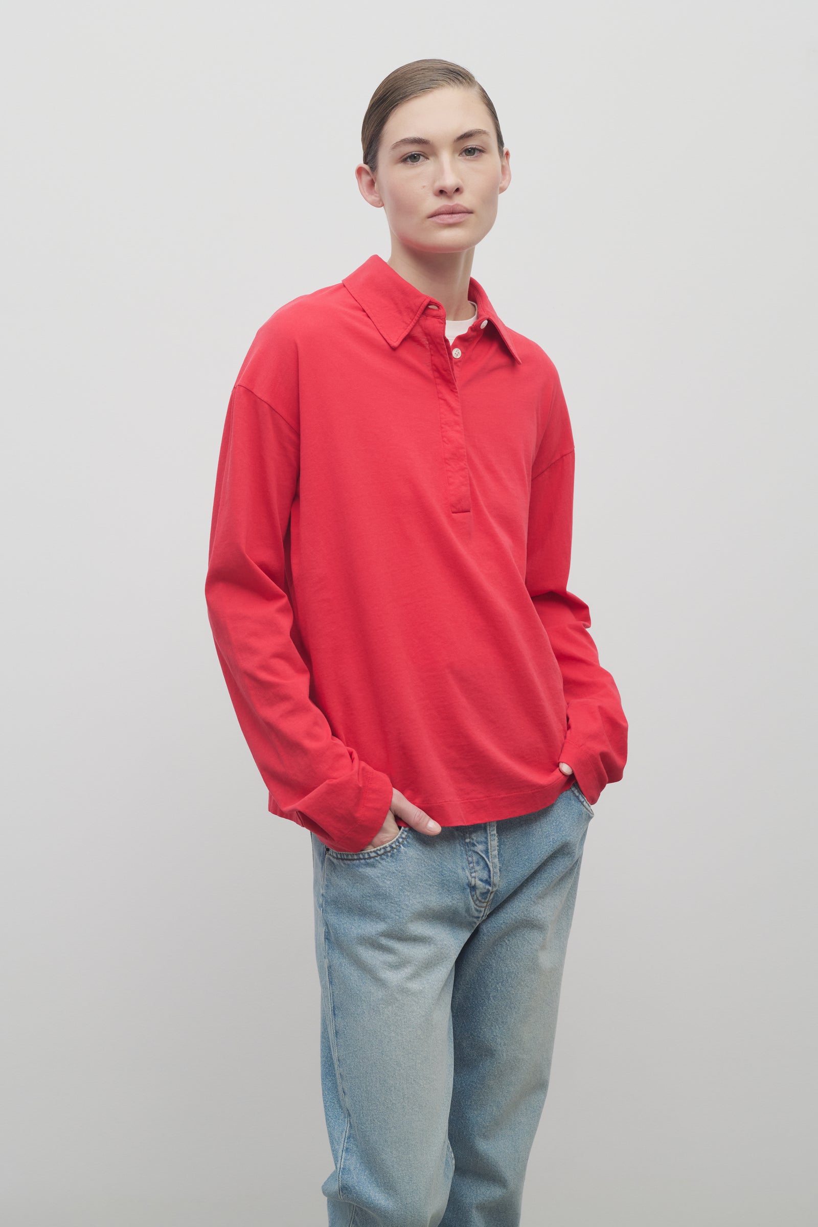 Tシャツ・カットソー [The Row] Reggie Top in Cotton and Linen Reggie Top Beige in Cotton and Linen – The Row