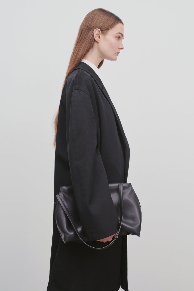 Sienna Shoulder Bag in Leather