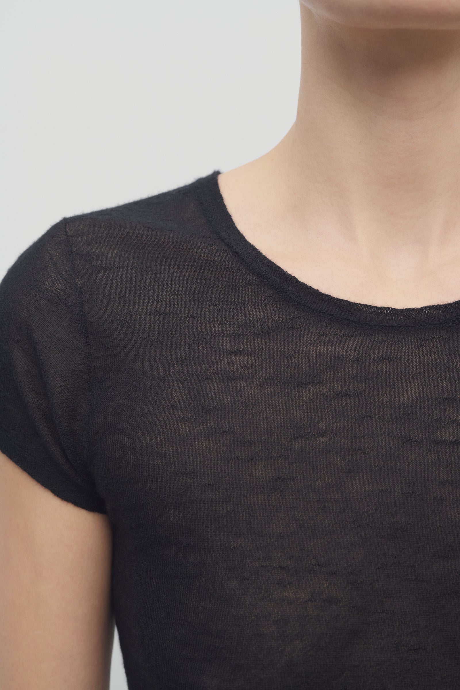 Tシャツ・カットソー THE ROW KEYLA T-SHIRT IN CASHMERE THE ROW | Keyla Cashmere T-shirt | Women | Lane Crawford