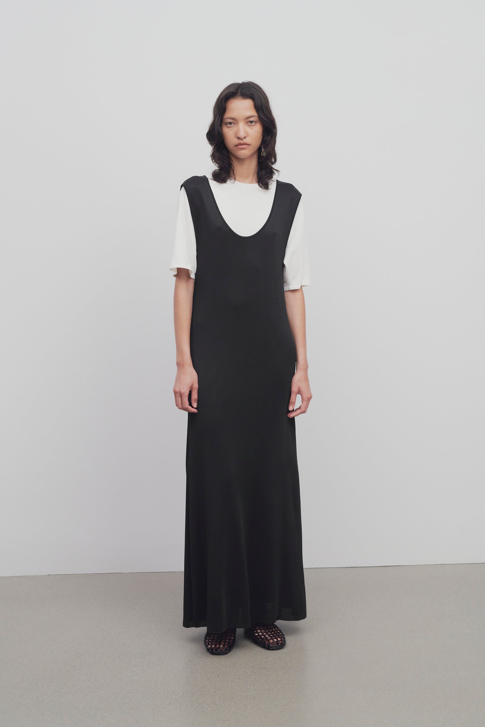 【関税&送料込】The Row Agla Stretch Viscose Sleeveless Dres 16_1258_DONE_1600x.jpg?v=
