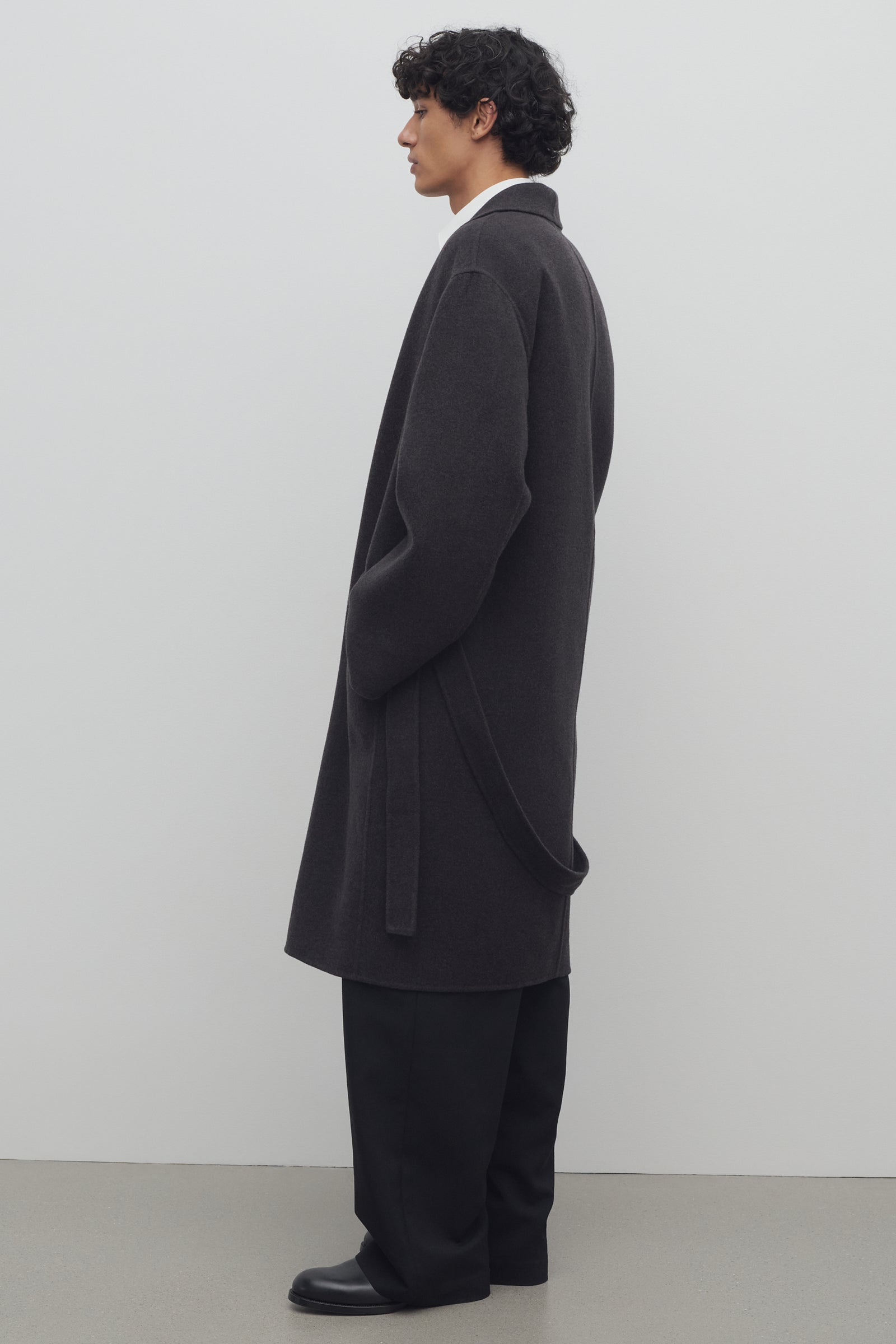 ★ナッキーザロウTHE ROWグレーカシミヤショートコート★ジャケット★ Elke カシミアジャケット グレー – The Row