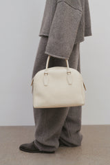 India 12.00 Bag in Leather