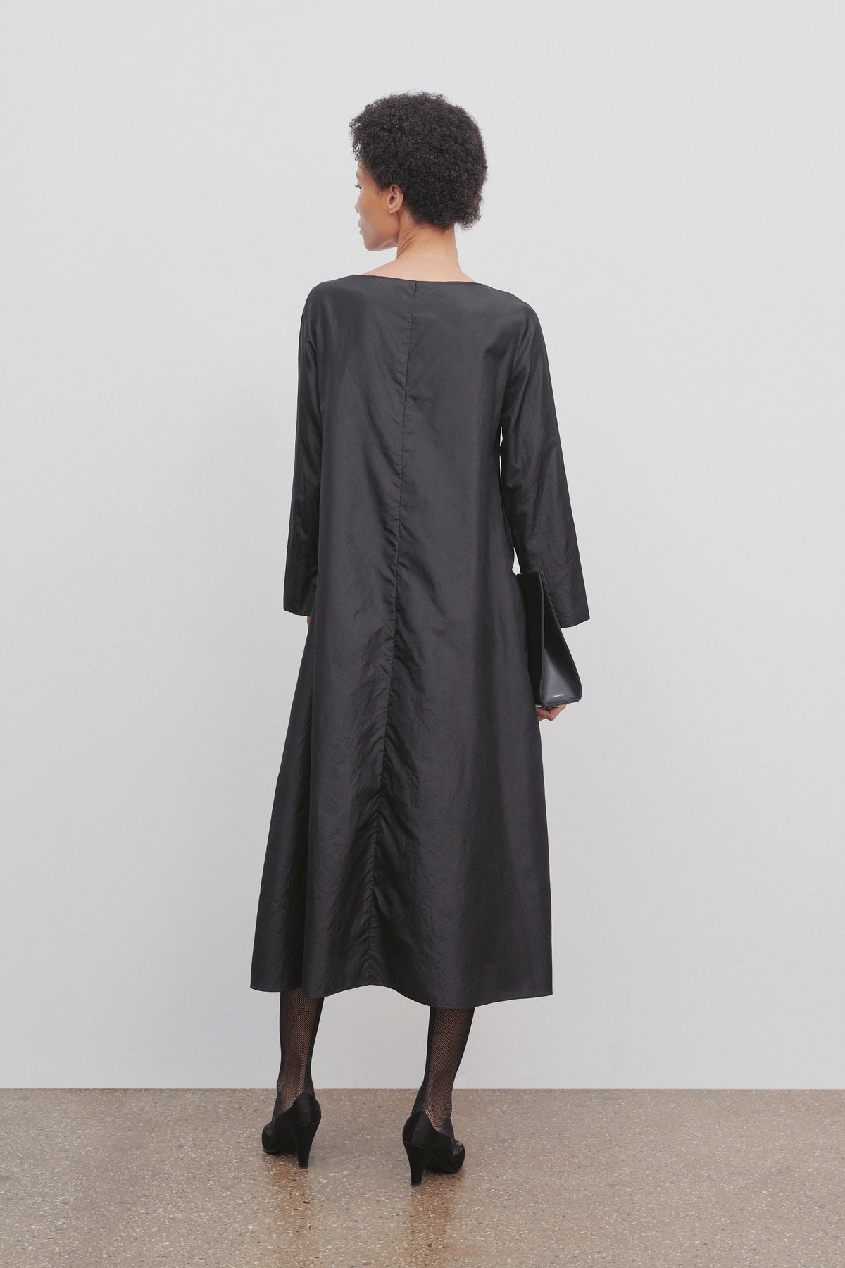 Martha Abito in seta 