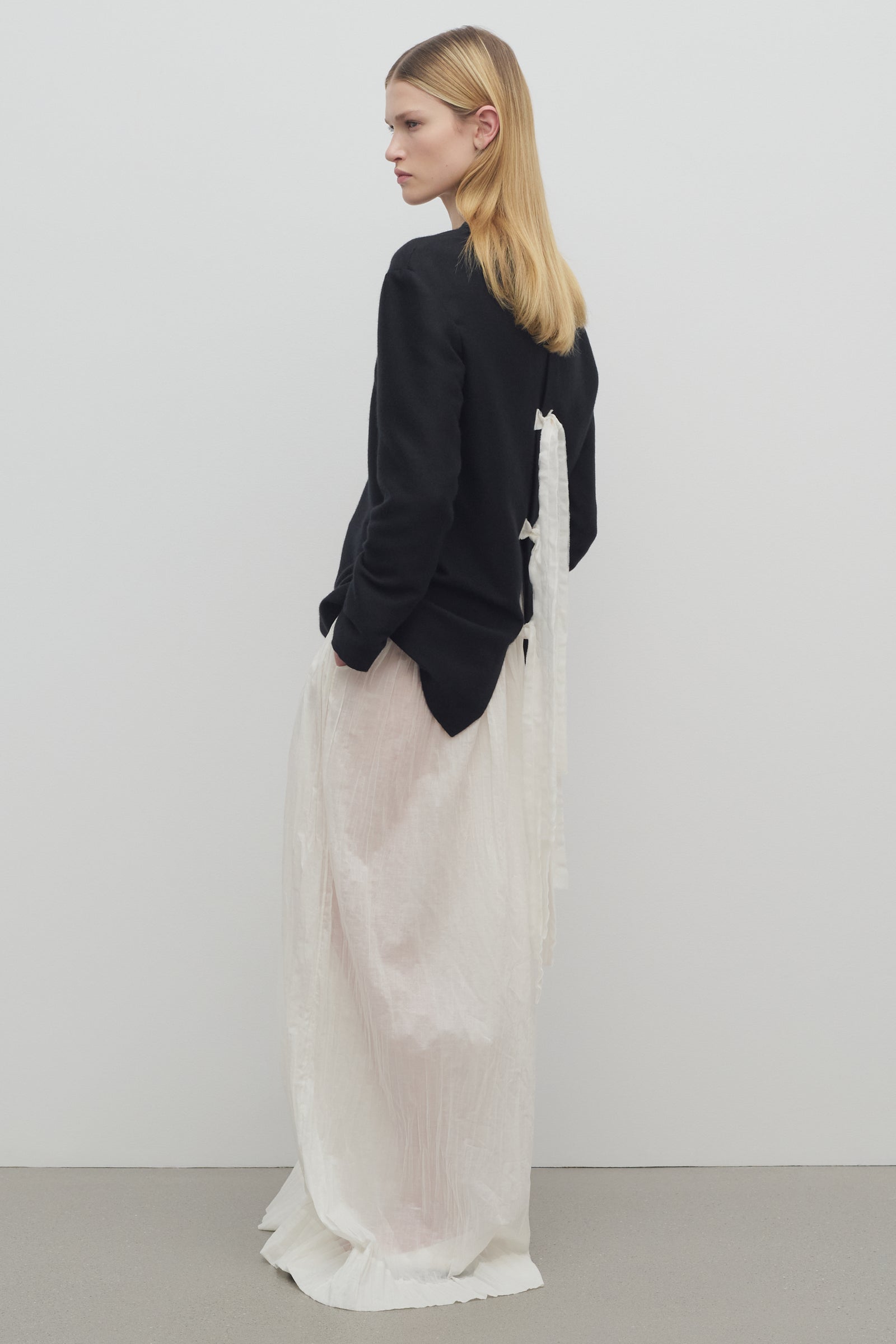★VIP価格SALE★The Row★Hypnostaコットンパンツ Hypnosta Pant White in Cotton – The Row