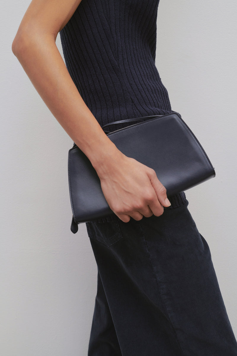 Dalia Baguette in Leather