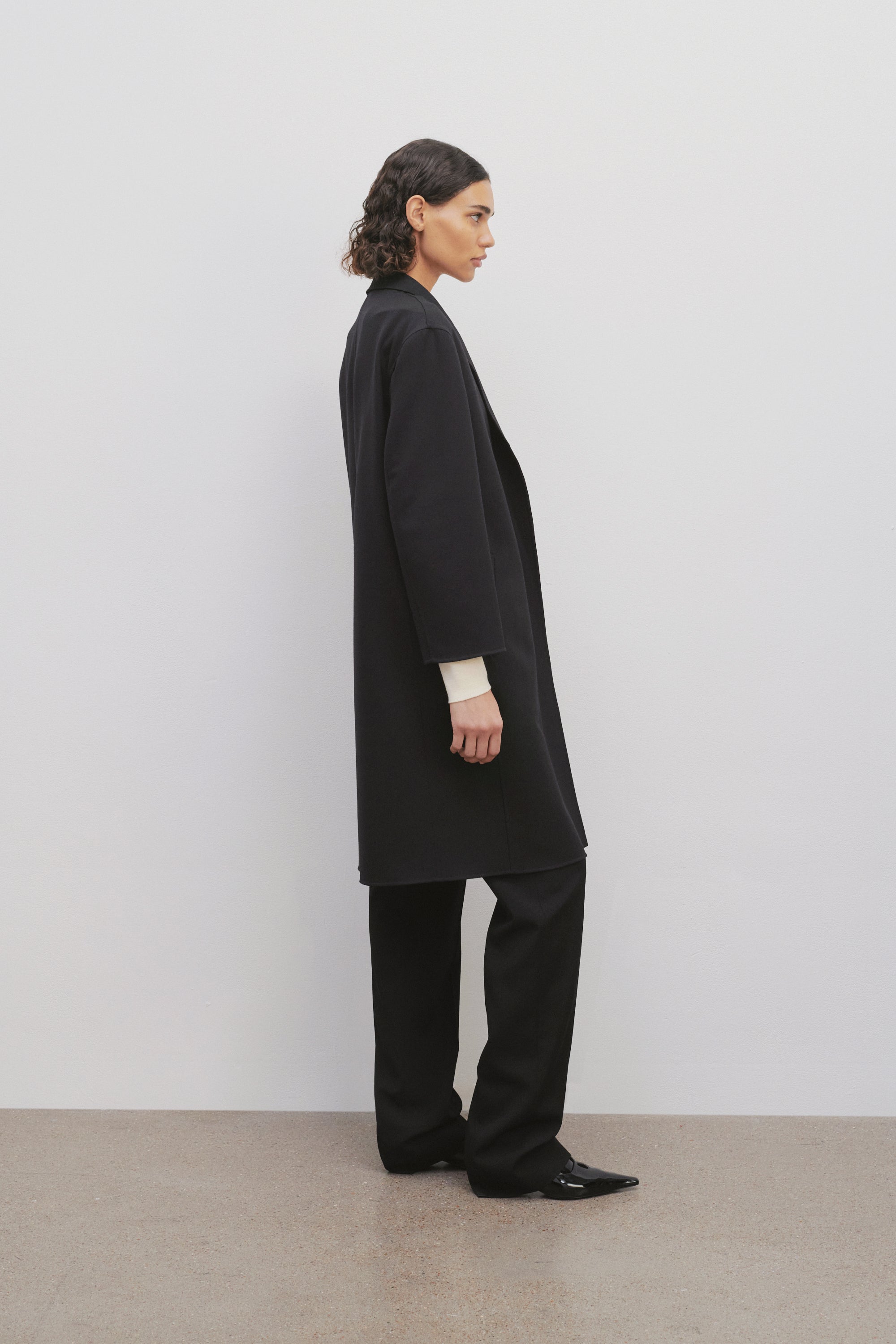 Fedra Jacket Black in Virgin Wool – The Row