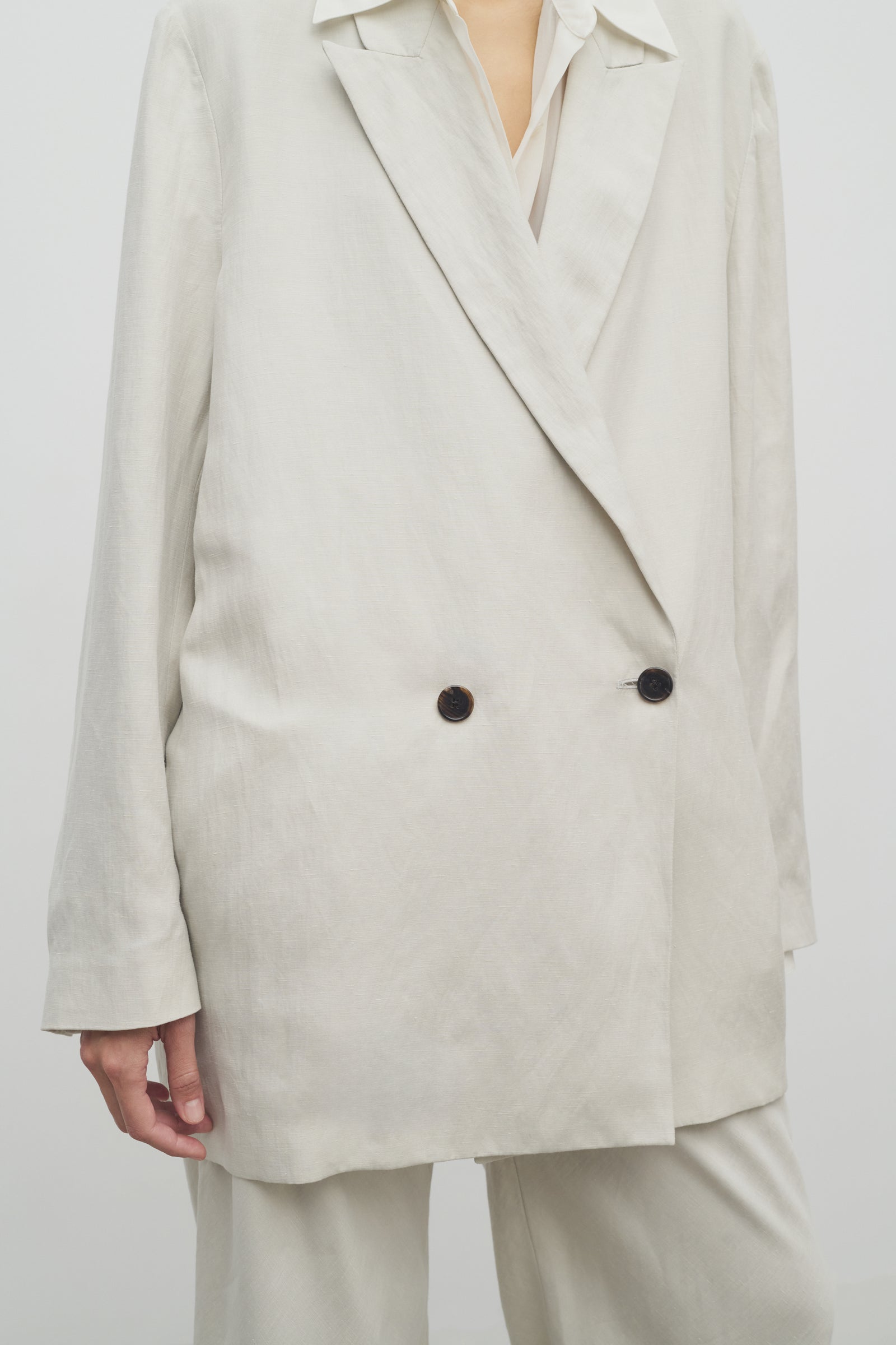 Nat Jacket Grey in Silk and Linen – The Row