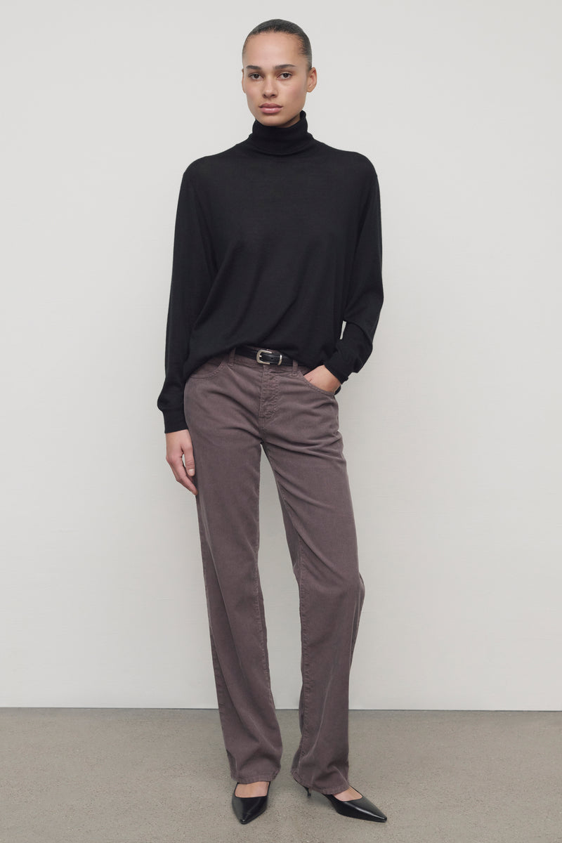 Carlyl Pant in Corduroy