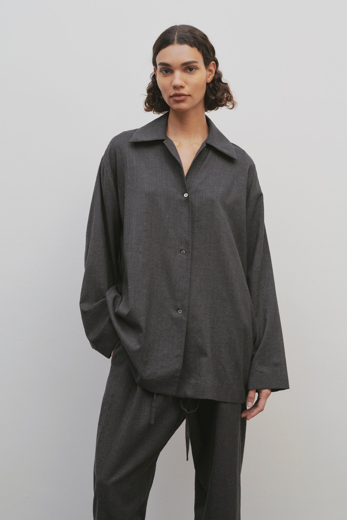Rigel Shirt Grey in Silk and Cotton – The Row