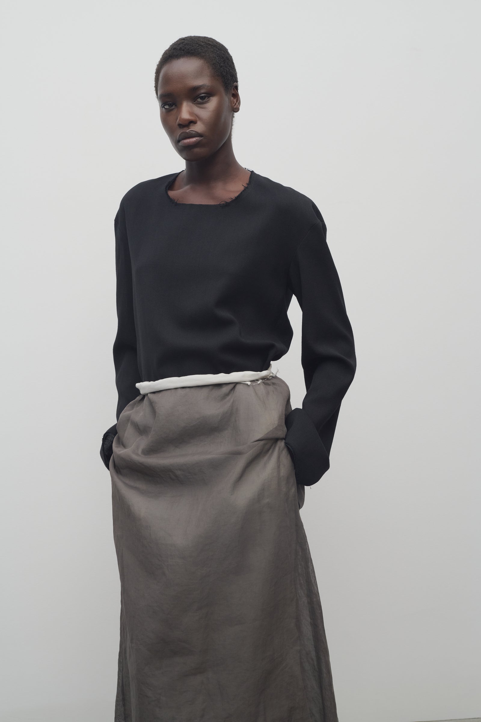 Tシャツ・カットソー [The Row] Cattaleya Top in Wool Cattaleya Top Black in Wool – The Row