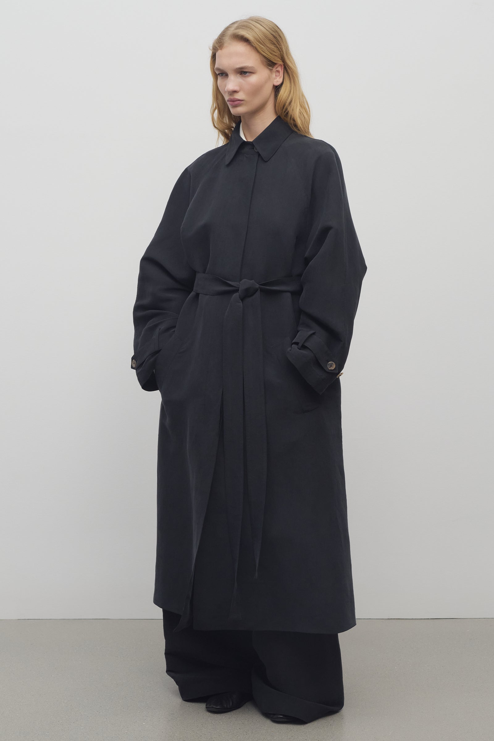 シルク　ロベルトコリーナ　トレンチ trim_ofalv_item3e890004e9c211e