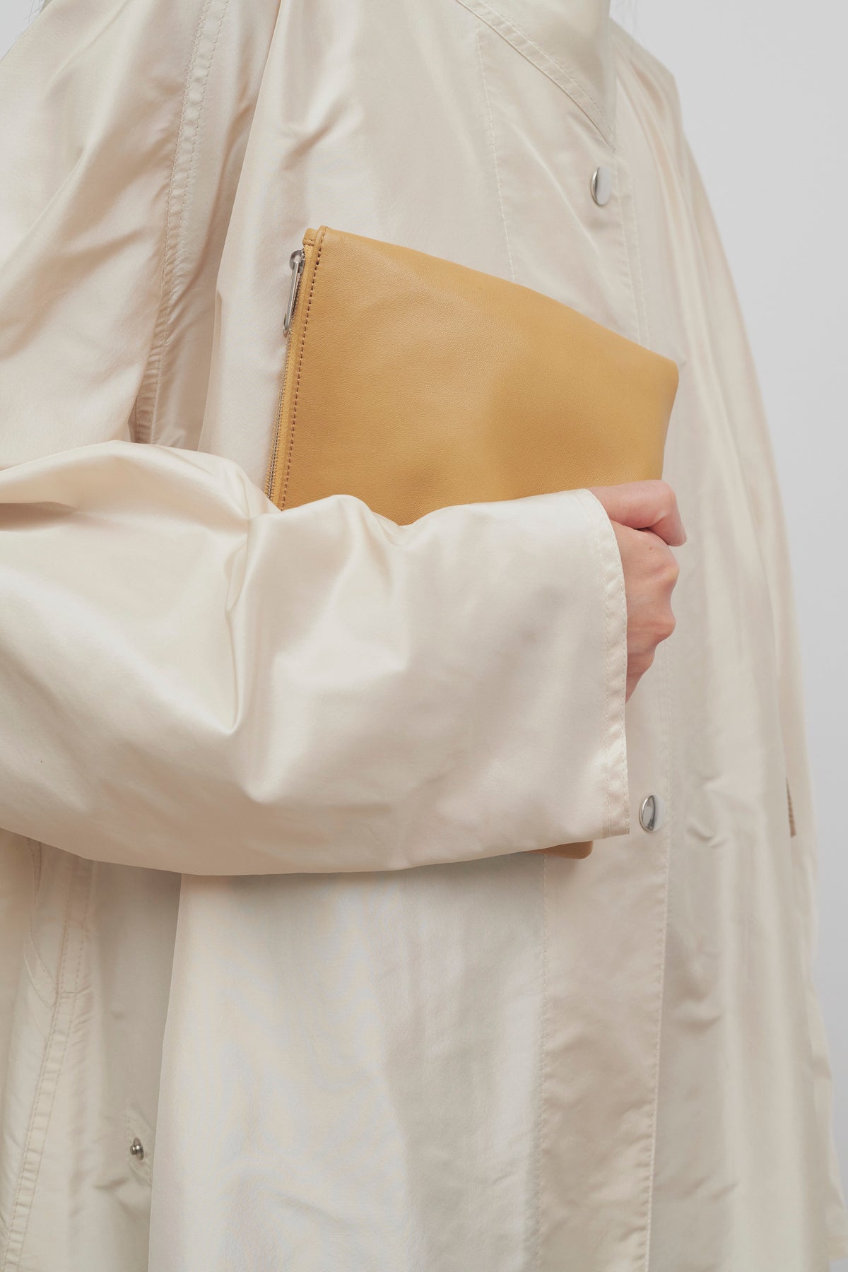 Allegra Clutch
