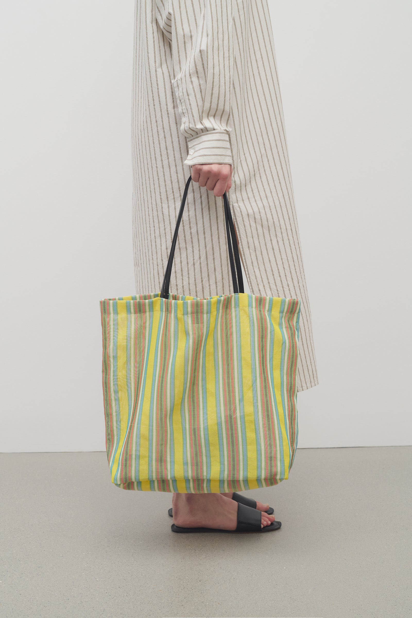 THE ROW バーン メッシュトートバッグ Barnメッシュトートバッグ マルチ – The Row