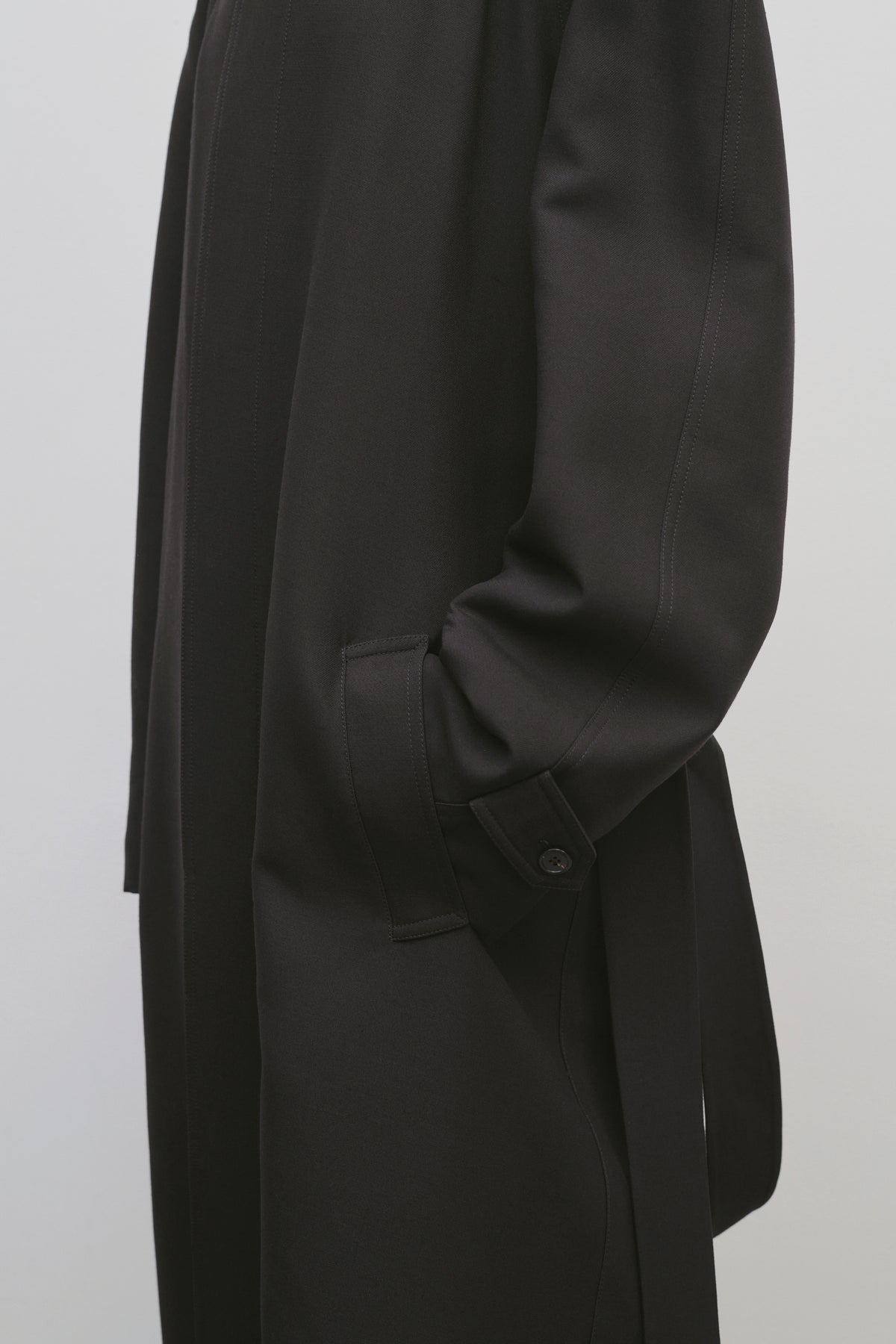 Savile Row Tailored Black Virgin Wool Coat Overcoat Contour Cut Single  Breast
