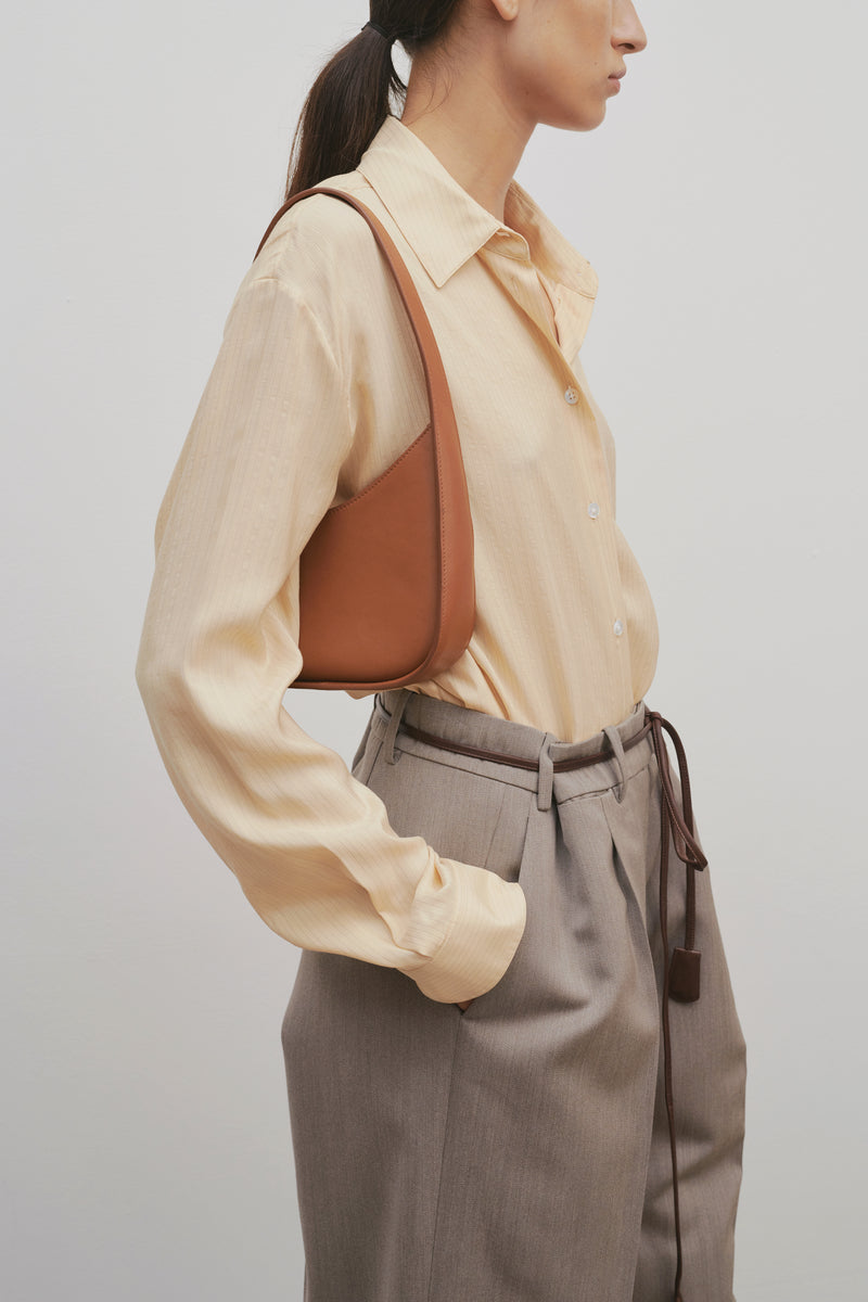 Half Moon Bag in Leather