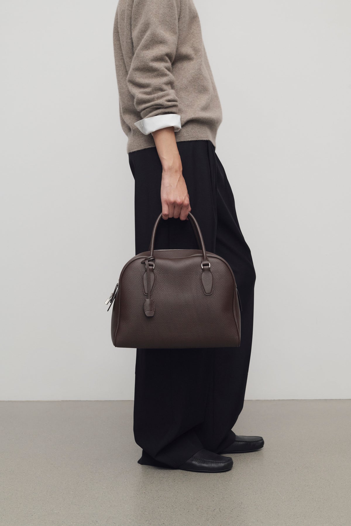 India 12.00 Bag in Leather